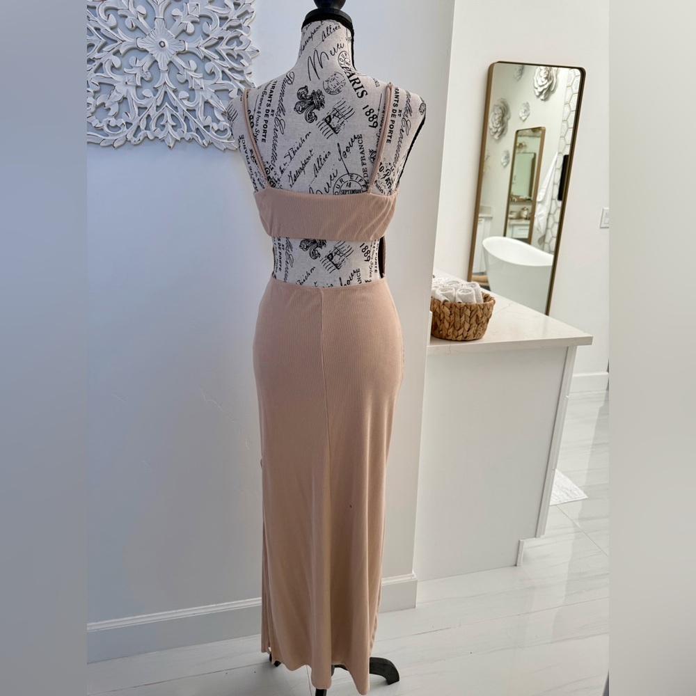Lulu's Ribbed Open Back Cream Maxi Dress - Picture 5 of 7